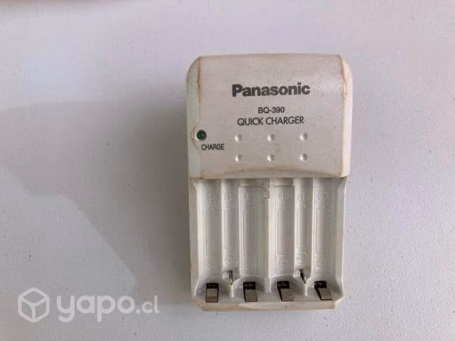 Cargador baterias AA y AAA