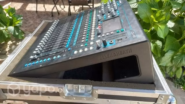 Consola digital Allen & Heath Qu-16