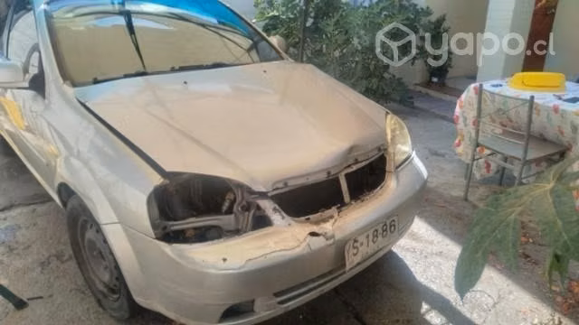 Auto andando , chocado pero se repara con poco - Imagen 3