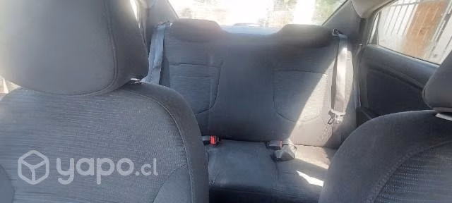Automóvil Hyundai Accent 2015