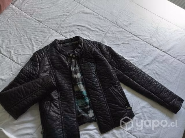 Chaqueta de eco cuero talla S - Imagen 2