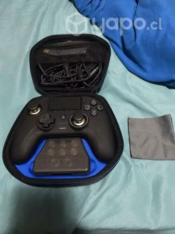 Nacon Revolution Unlimited Pro Controller