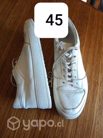 Zapatillas cuero