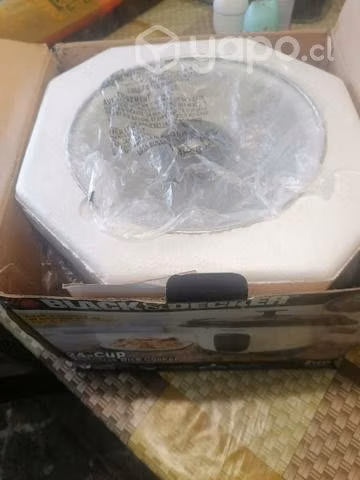 Olla Arrocera Black & Decker - Modelo RC2200