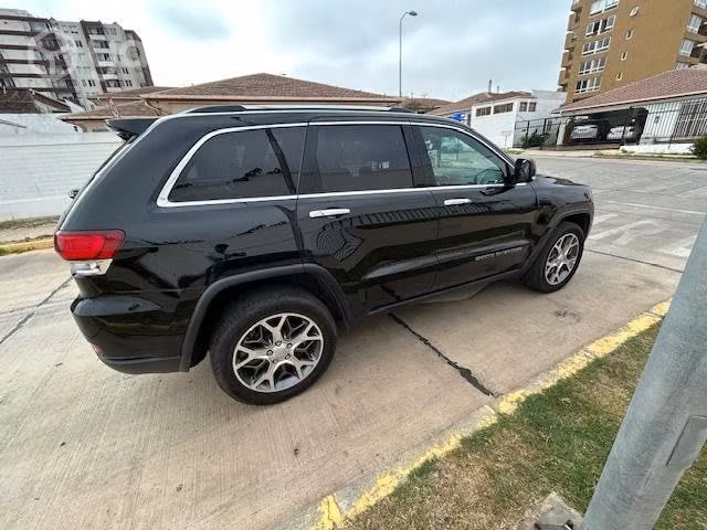 Jeep grand cherokee 2022 - Imagen 4