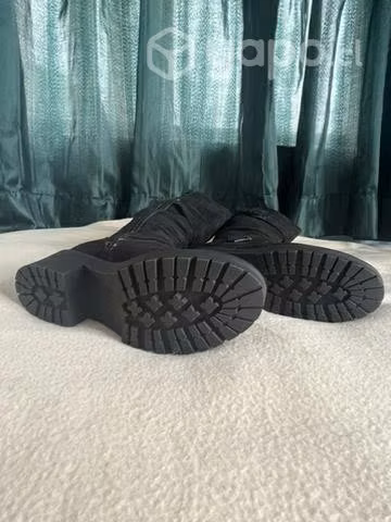 Botas nuevas - Imagen 4