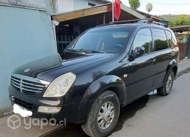 REXTON 2006 2.7 4x4 Diesel AT 3 corridas conversab