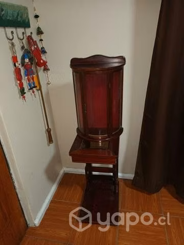 Muebles decorativos en excelente estado.