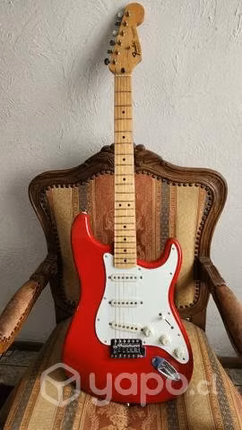 Fender Stratocaster MIM 1996 Roja