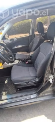 Subaru Forester 2011 4X4 excelente estado