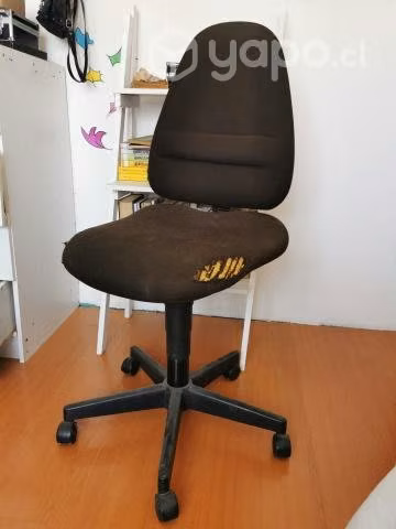Silla de escritorio usada