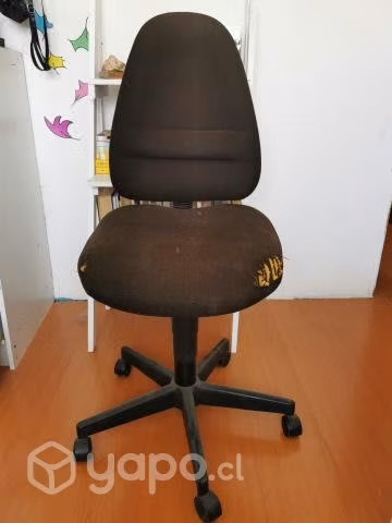 Silla de escritorio usada