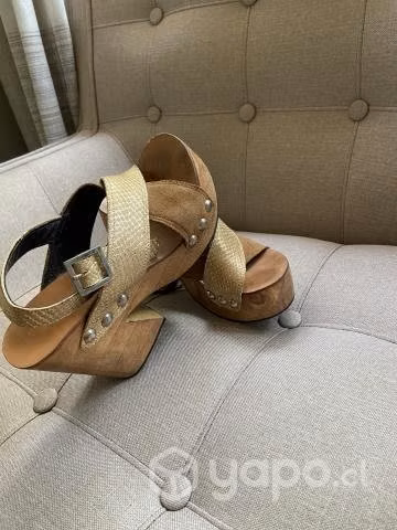 Chalas de cuero