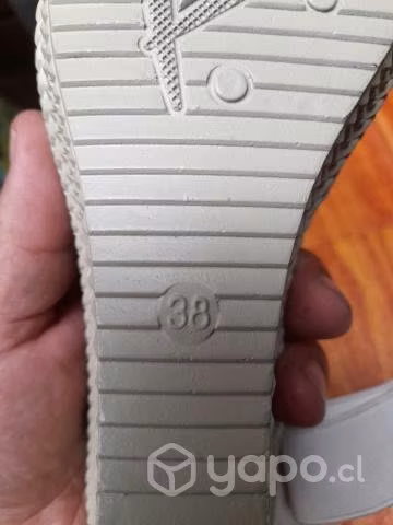 Zapatos nuevos - Imagen 4