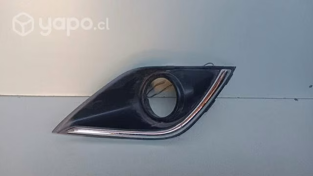 Tapa de Neblinero Mitsubishi outlander dmg