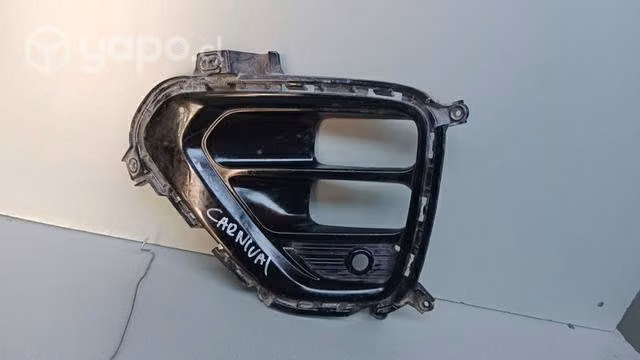 Tapa de neblinero kia carnival 2 dmg