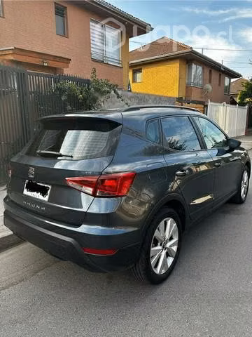 Seat Arona 2021 automático - Imagen 2