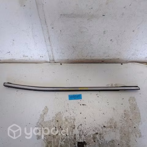 Moldura lame vidrio crom tras der (FRF151) Ranger