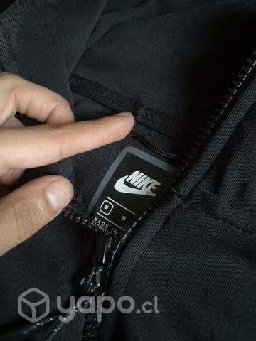 Nike Techm - Imagen 3