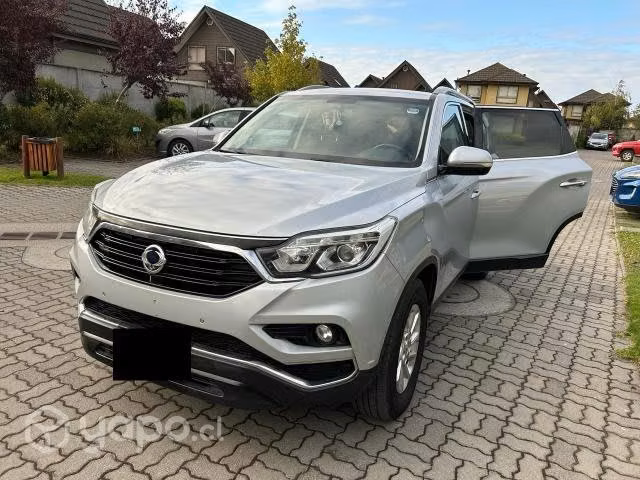 Impecable ssangyong rexton 2019