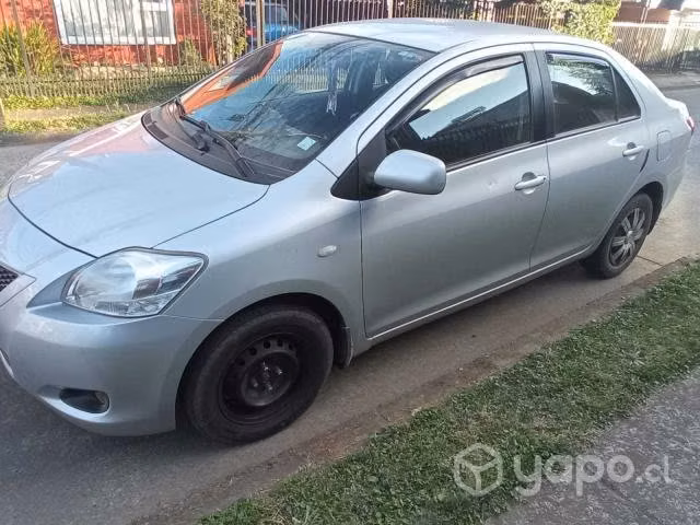 Toyota yaris 2009