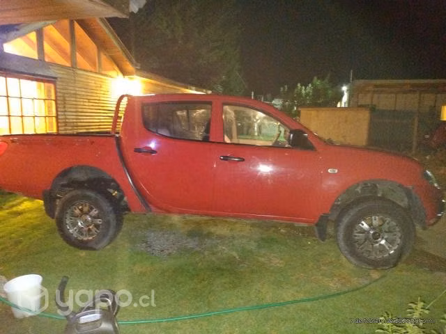 Mitsubishi l200 KatanaCRM 2014 precio conversable - Imagen 14