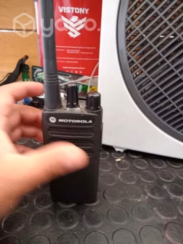 Radio motorola dep250 nueva en caja 150000 sin us