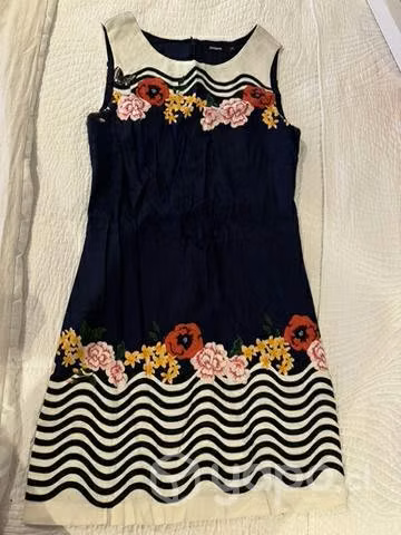 Vestidos desigual talla 36-38 - Imagen 2