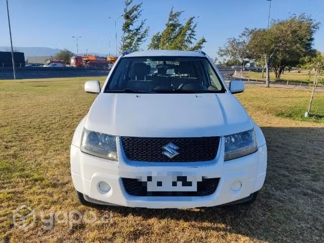 Suzuki Grand Nomade 2.0 GLX 4x2 año 2010