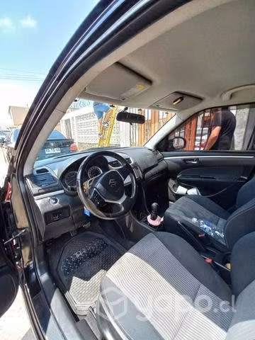 Suzuki Swift 2012