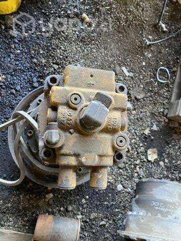 Motor de giro excavadora marca Jcb - Imagen 5