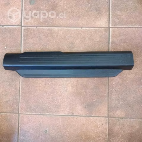Cubre Zócalo Mitsubishi Montero Sport Delant Derec
