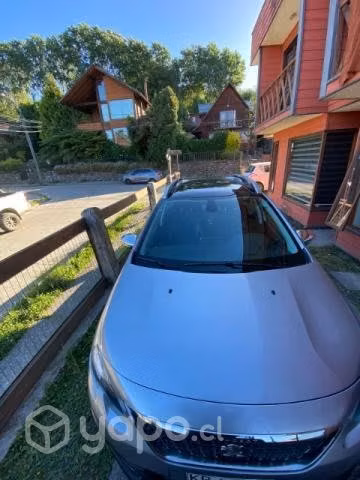 Peugeot 2008 allure bluehndi MT5 E6