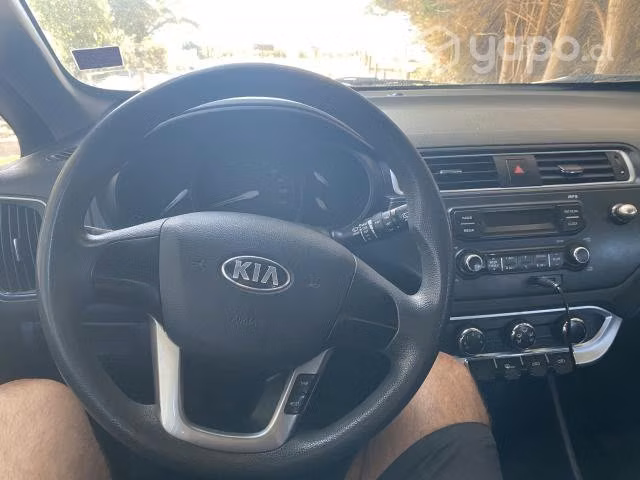 Kia rio 5, año 2016