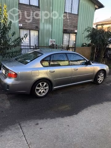 Subaru Legacy 2.0 r