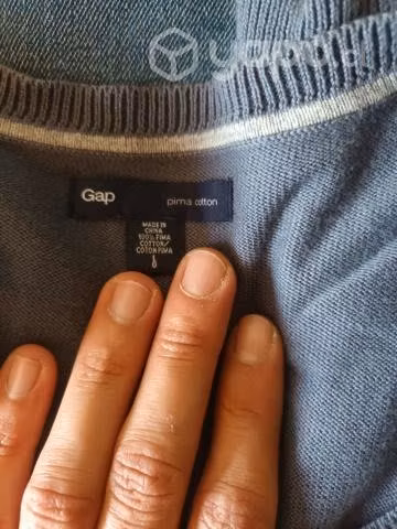 Sweater Gap Gris L cuello en v - Imagen 4