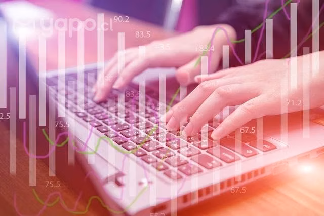 Profesionales en tesis y trabajos