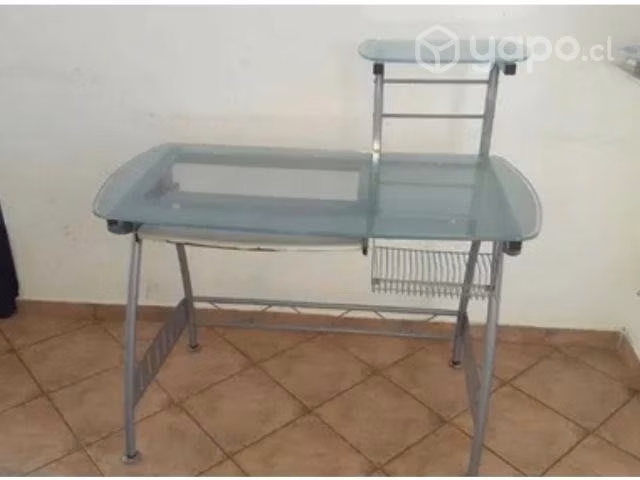 Escritorio y silla