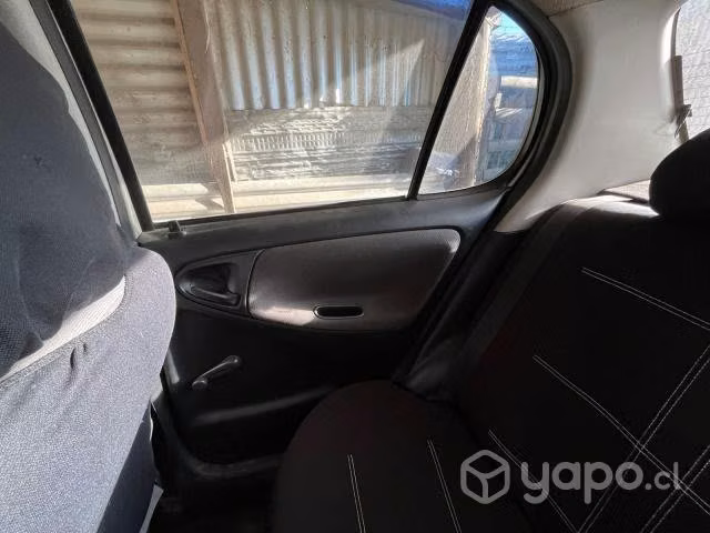 Toyota yaris 2006