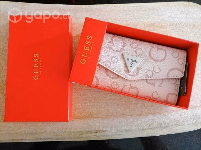Billetera guess dama (nueva)