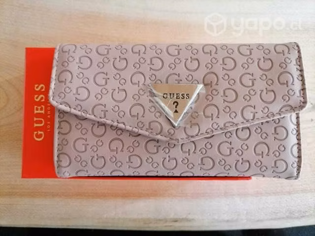 Billetera guess dama (nueva)