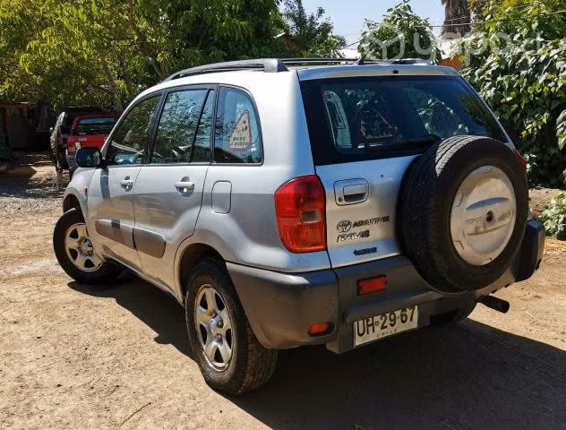 TOYOTA RAV4 2001 Toyota rav4 2001