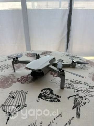 Dron DJI mini 2