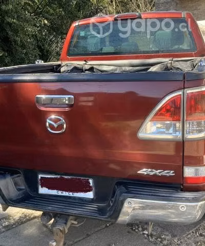 Camioneta Mazda BT 50 año 2013 full