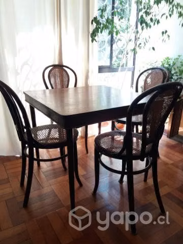 Mesa y sillas viena excelente estado