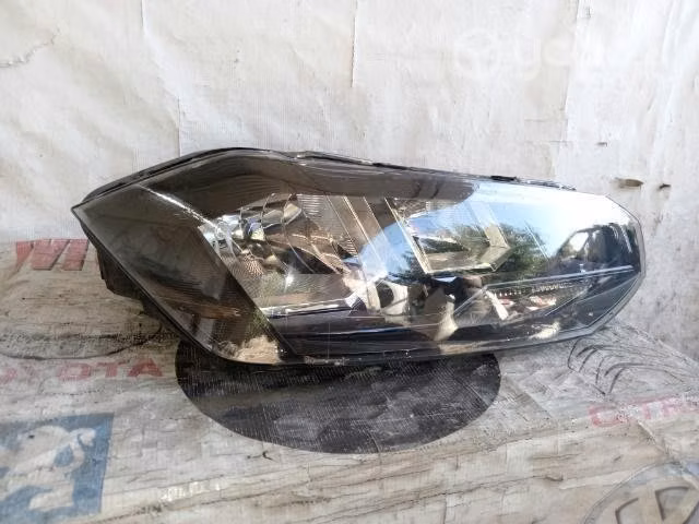 Foco óptico volkswagen polo original