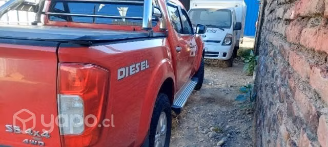 Nissan np300
