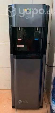 Dispensador de agua caliente y fría
