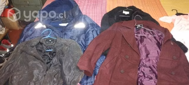 Vestidos de niña y abrigos todos nuevos