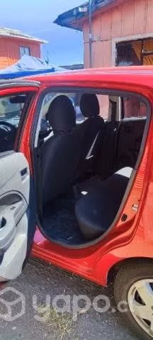 Se vende Mitsubishi Mirage año 2016